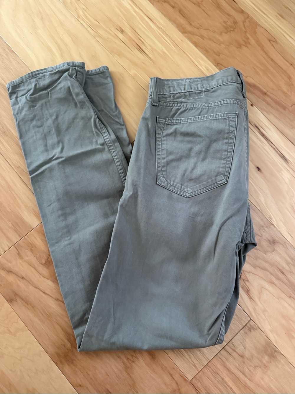 Men’s straight leg Rag & Bone pant